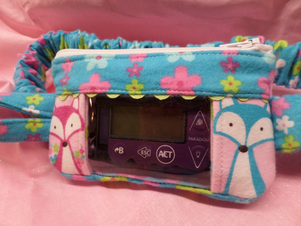 Foxy Floral Window Insulin Pump Pouch For Girls Foxy Floral Window Insulin Pump Pouch For Girls