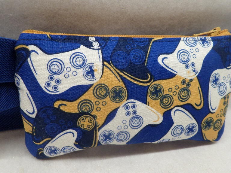 Gaming Controllers Insulin Pump Pouch with Window Gaming Controllers Insulin Pump Pouch with Window