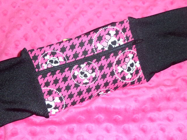 Monster High Glam Skullbone Insulin Pump Pouch Band Monster High Glam Skullbone Insulin Pump Pouch Band