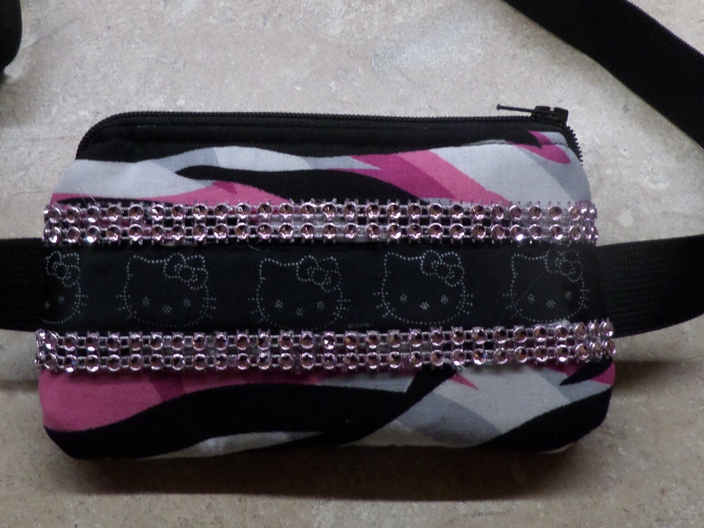 Insulin Pump Pouch w/Kitty Zebra & Rhinestone Trim Insulin Pump Pouch w/Kitty Zebra & Rhinestone Trim