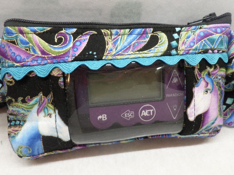 Horse Gold Metallic Insulin Pump Pouch Horse Gold Metallic Insulin Pump Pouch