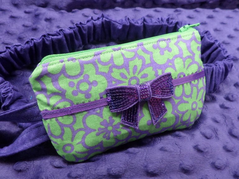 Lime & Purple Insulin Pump Pouch with Sequin Bow Lime & Purple Insulin Pump Pouch with Sequin Bow
