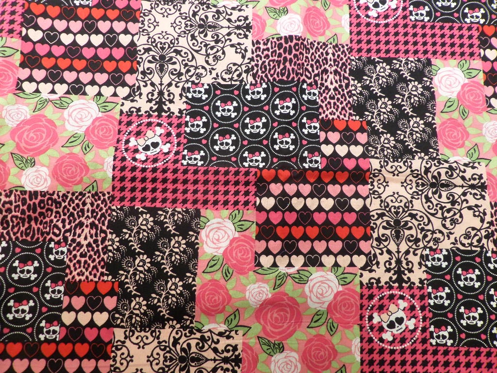 Girls Skullbones Hearts Flowers Patchwork Insulin Pump Pouch Girls Skullbones Hearts Flowers Patchwork Insulin Pump Pouch