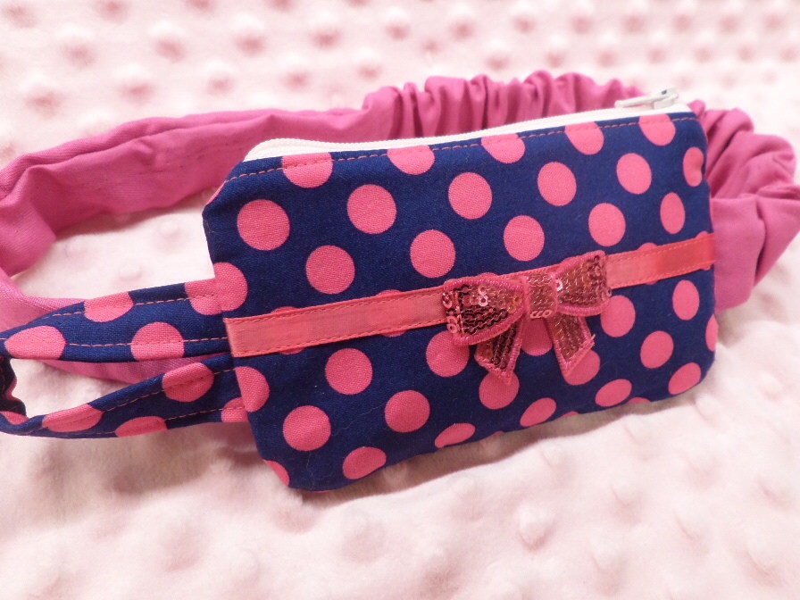 Navy Blue & Hot Pink Insulin Pump Pouch Case with Sequin Bow Navy Blue & Hot Pink Insulin Pump Pouch Case with Sequin Bow