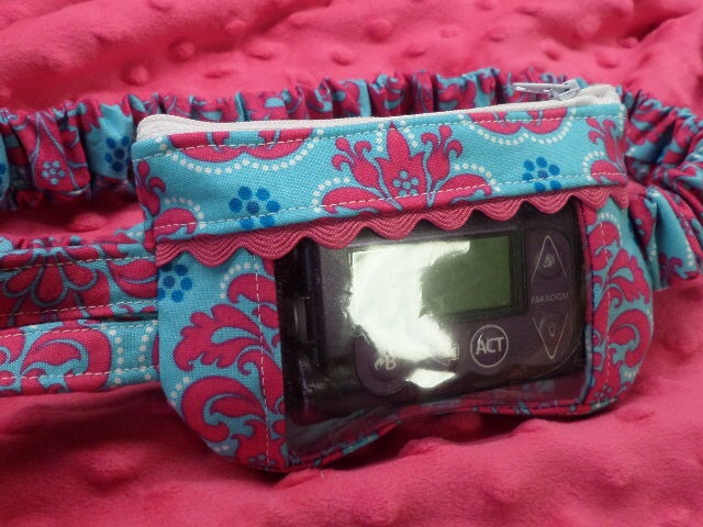 Damask Insulin Pump Pouch in Ht Pink & Turquoise optional window Damask Insulin Pump Pouch in Ht Pink & Turquoise optional window