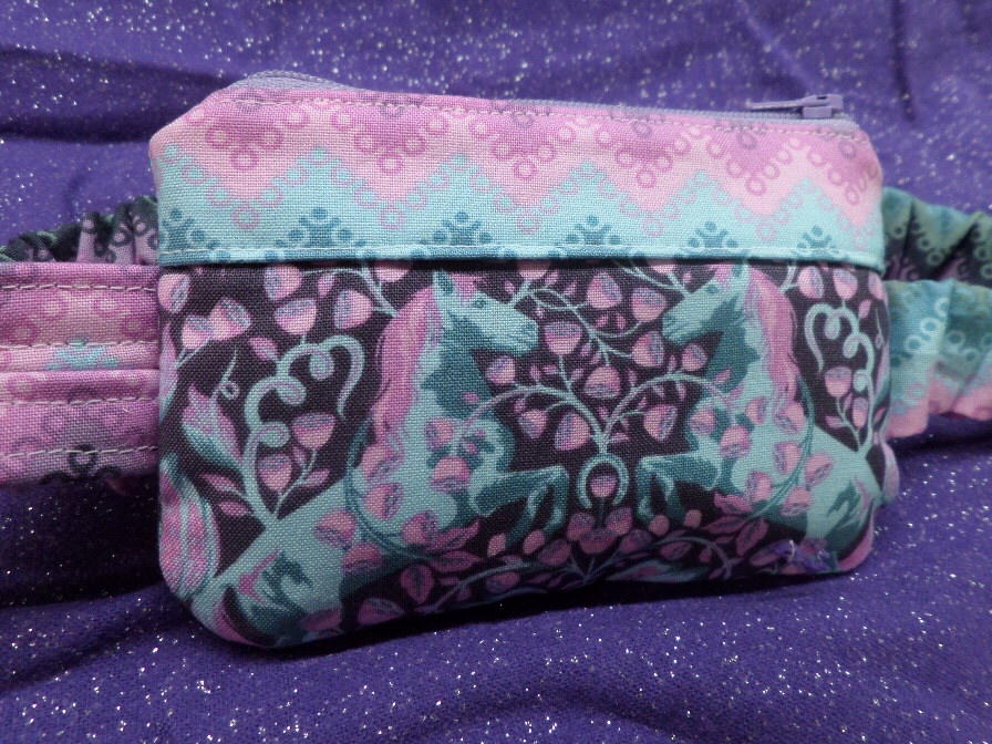 Pony Damask & Chevron Insulin Pump Pouch Case For Girls Pony Damask & Chevron Insulin Pump Pouch Case For Girls