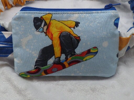 Snowboarding Fun Insulin Pump Pouch Pack For Sports | pump case Snowboarding Fun Insulin Pump Pouch Pack For Sports | pump case