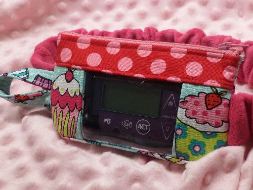 Cupcakes Insulin Pump Pouch in Hot Pink & Teal window optional Cupcakes Insulin Pump Pouch in Hot Pink & Teal window optional